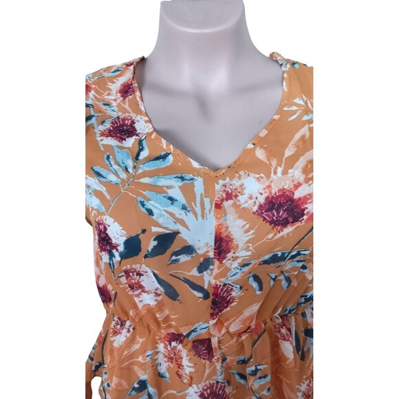 Elegant XL Floral V-Neck Top with Ruffle Trim and Elastic Waist - Picture 2 of 8
